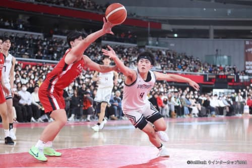 男子決勝 福岡大学附属大濠vs鳥取城北66